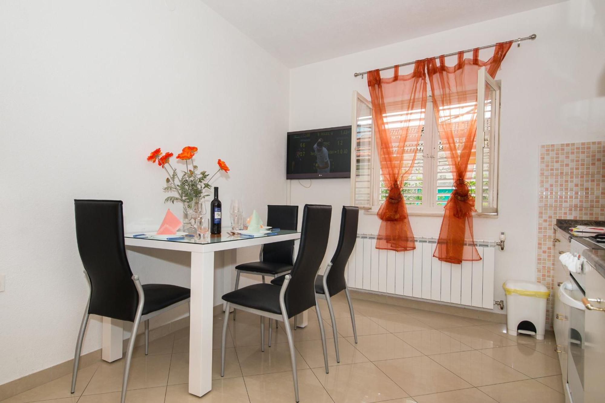 Apartments Marieta Makarska Phòng bức ảnh