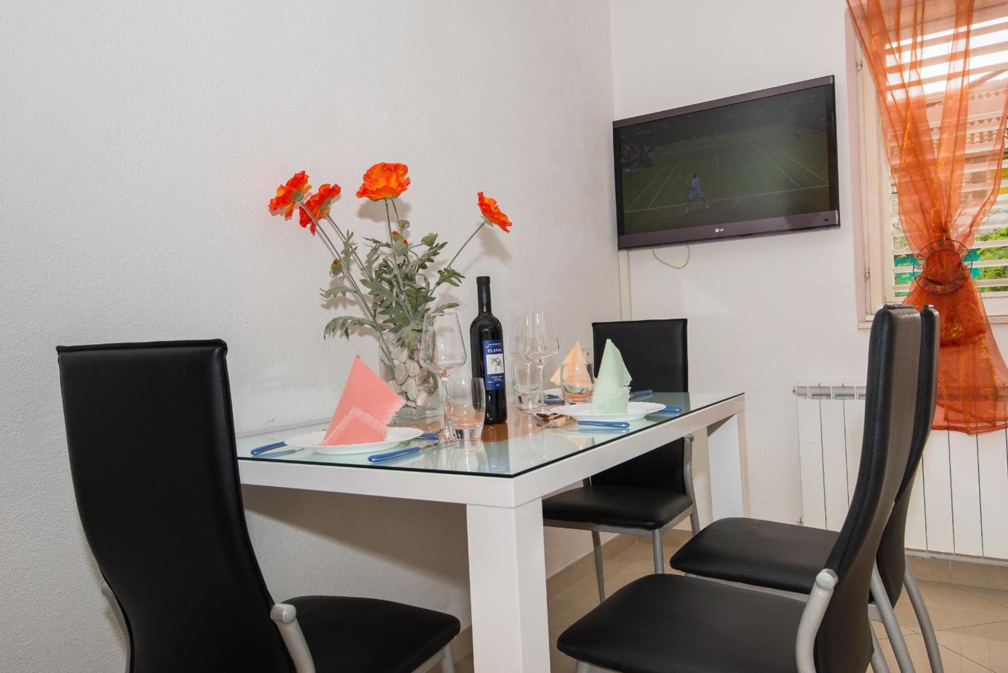 Apartments Marieta Makarska Phòng bức ảnh