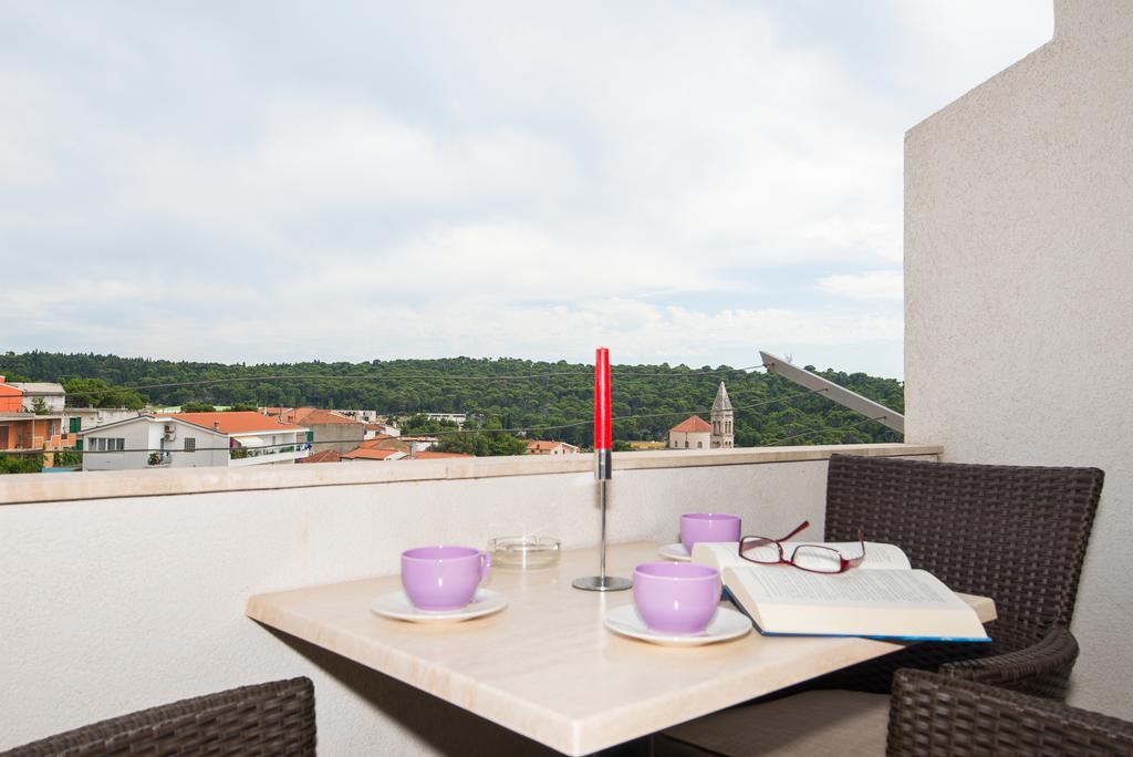 Apartments Marieta Makarska Ngoại thất bức ảnh